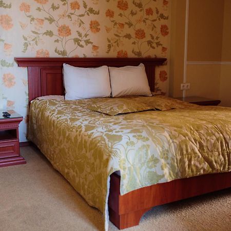 Euro Motel Lyuboml Luaran gambar