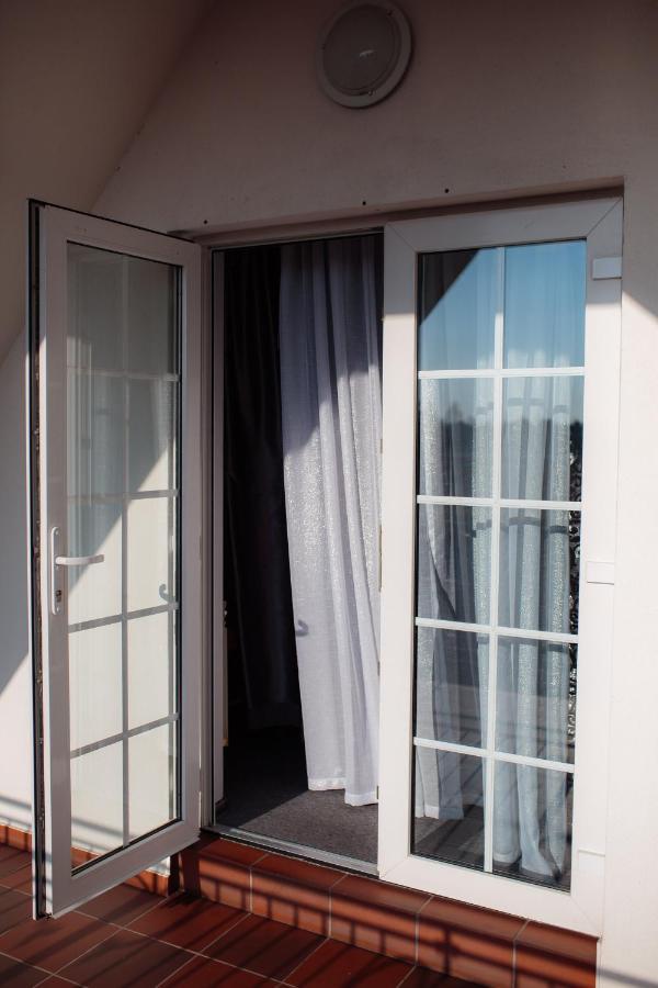 Euro Motel Lyuboml Luaran gambar